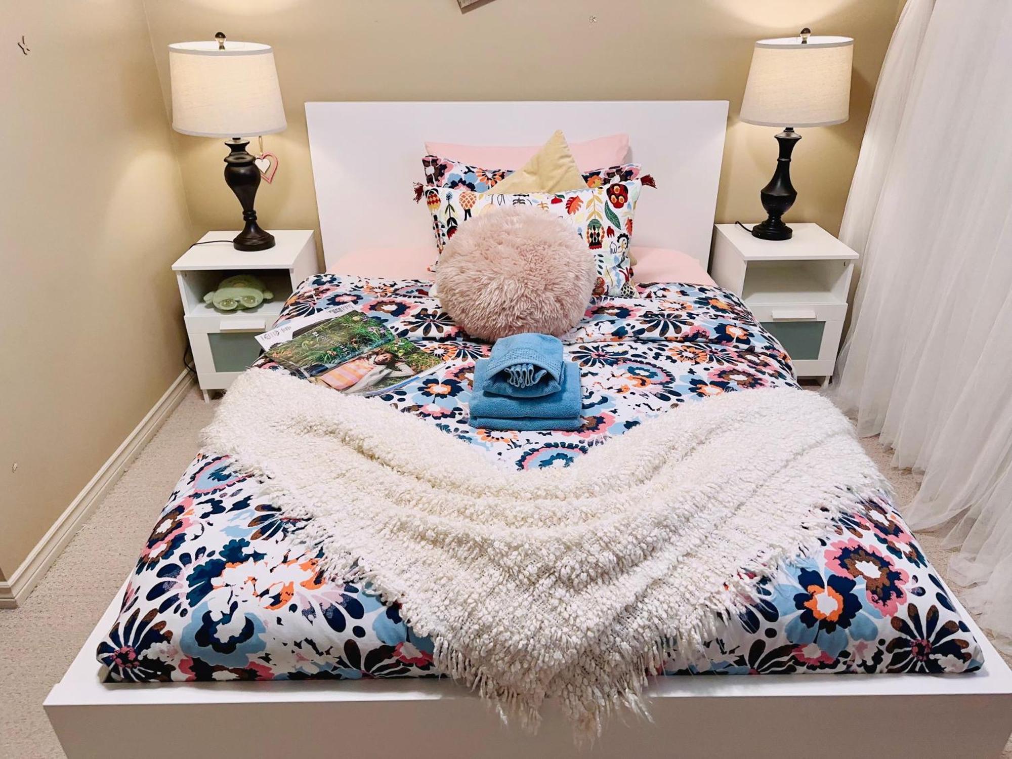 Scorpio House Langley Room B Екстериор снимка